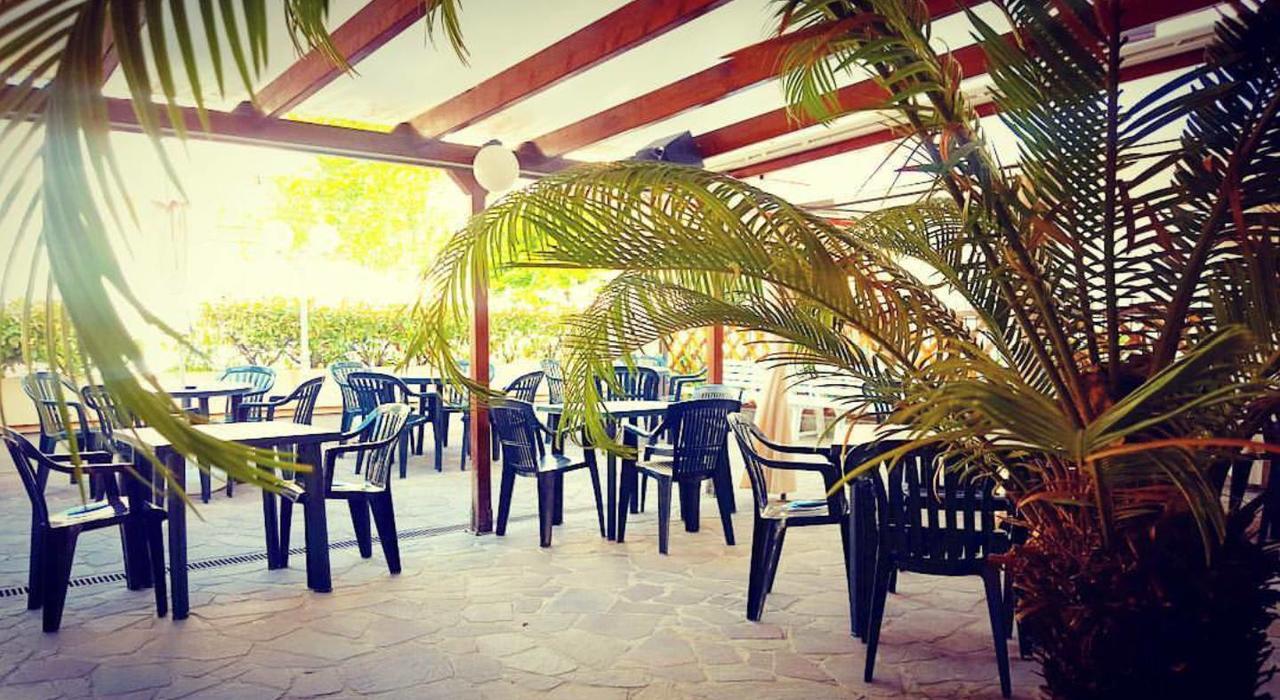 Hotel Moroni Rimini Extérieur photo